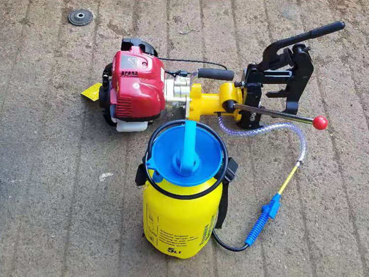 NZG-31型内(nèi)燃鋼軌鑽(zuàn)孔機