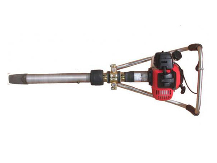 ND-4型手提式(shì)内燃搗固(gu)鎬