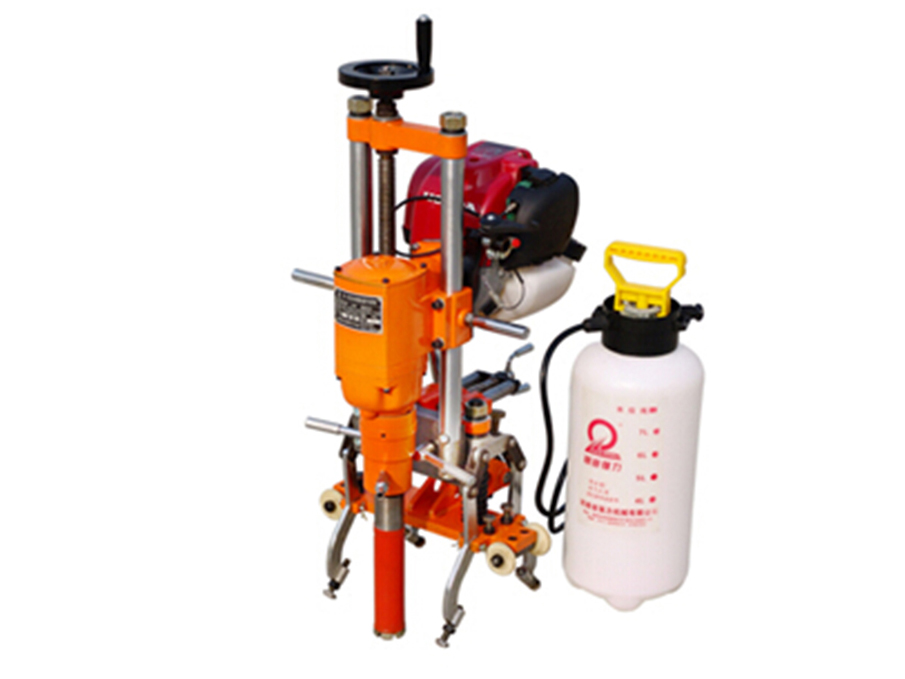 NLQ-45型內燃(ran)軌枕螺栓鑽(zuan)取機-鐵路工(gōng)務器材