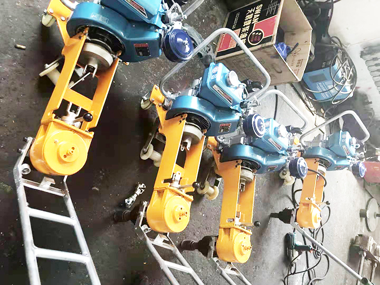 NLB-300型單頭内燃(ran)螺栓扳手 